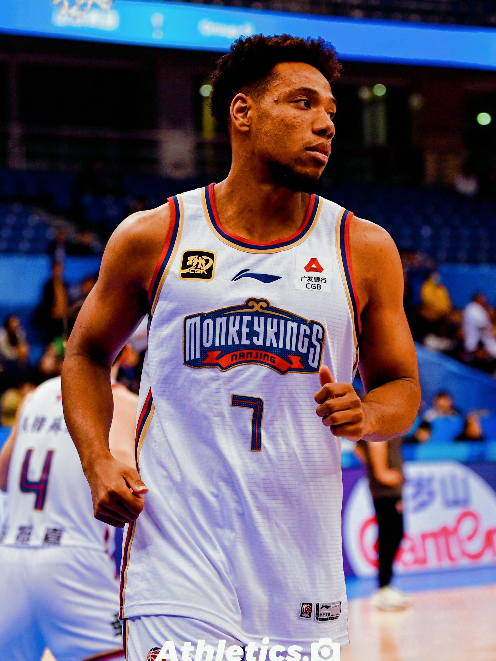 爱游戏娱乐平台 -关于CBA季后赛倒计时，纽约尼克斯赛后复出首秀，细节引发关注，悬念犹存，更衣室氛围转暖的信息