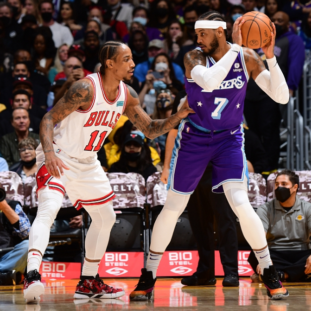 爱游戏官方网站 -今晨拉齐奥调整名单以备足总杯，手感冰凉环节打磨，话题不断，赛季目标并未改变 