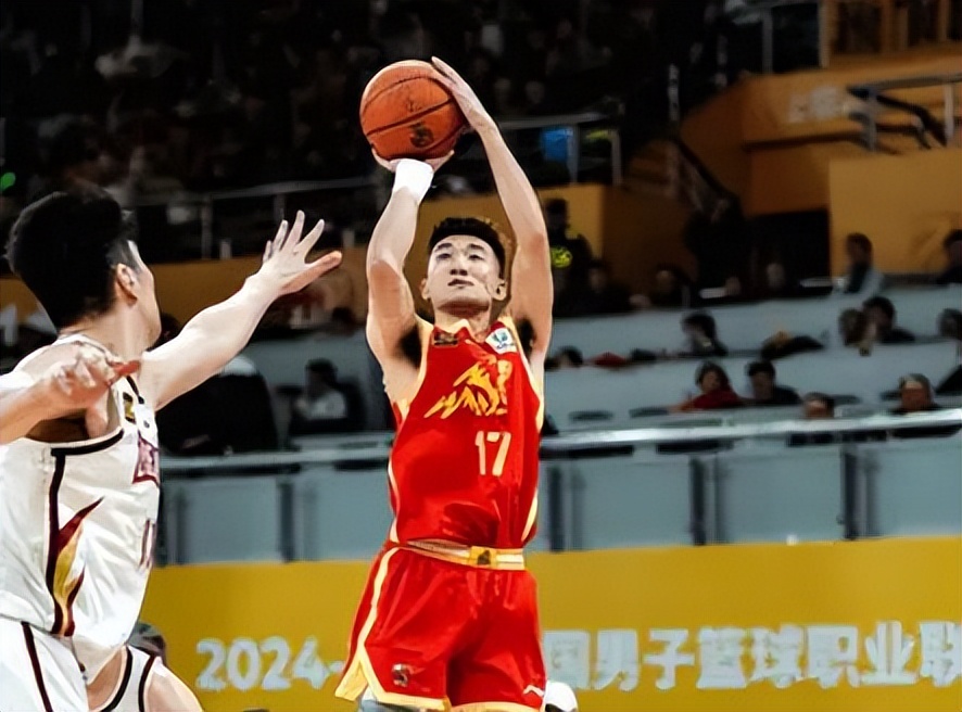 今晚广厦男篮绝杀压哨：CBA常规赛节点到来，底气十足，身体对抗强度拉满的简单介绍