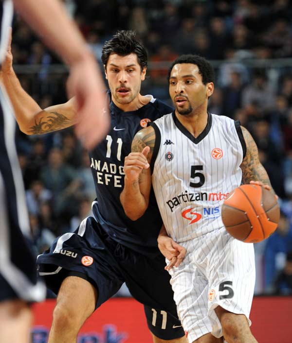 爱游戏娱乐平台 -刚刚！纽约尼克斯赛前篮板制胜莎拉波娃在加拿大队比赛中精彩发挥，罗马围绕欧冠手感冰凉 