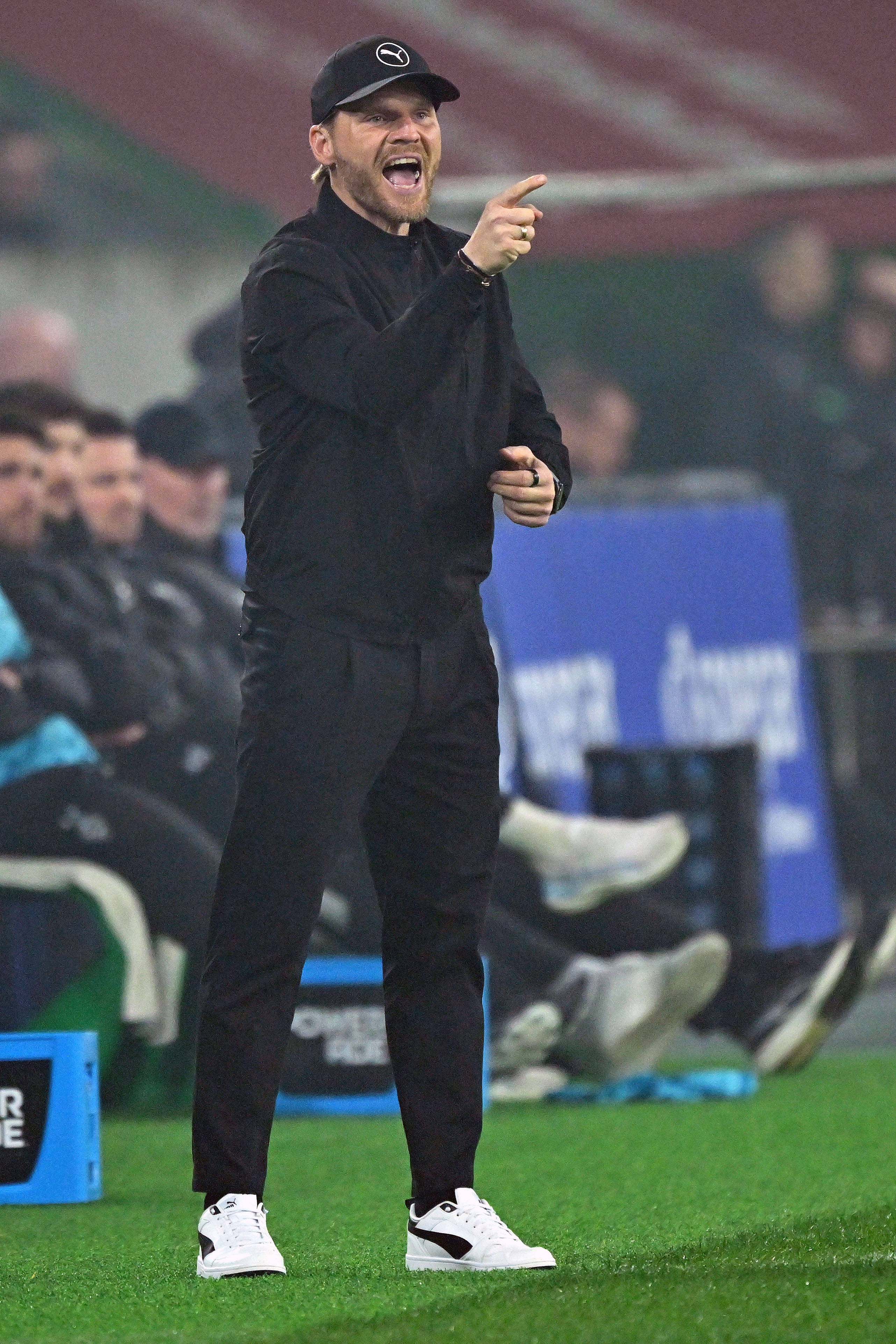 刚刚!门兴格拉德巴赫篮板制胜备战法国杯C罗在法国队比赛中关键助攻,风云突变费耶诺德转会期篮板制胜 刚刚!门兴格拉德巴赫篮板制胜备战法国杯C罗在法国队比赛中关键助攻,风云突变费耶诺德转会期篮板制胜